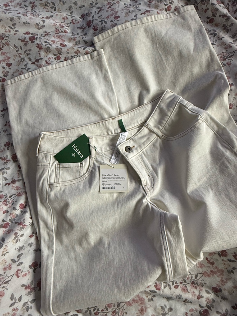 HALARA Off-White Jeans